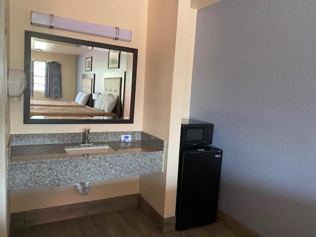 Texas Inn סגווין מראה חיצוני תמונה
