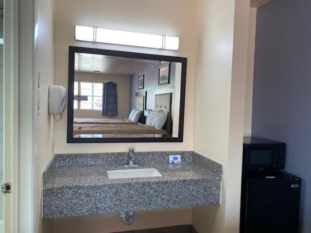Texas Inn סגווין מראה חיצוני תמונה